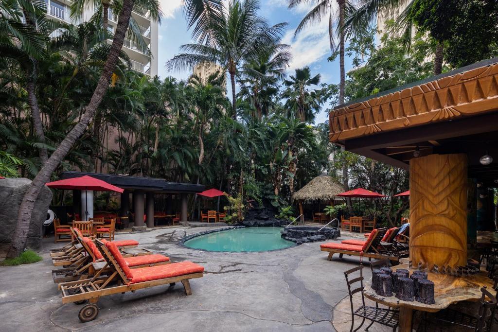 Gorgeous One Bedroom Bamboo Blocks From The Beach Honolulu Zewnętrze zdjęcie